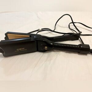 CONAIR Ceramic Technology Flat Iron